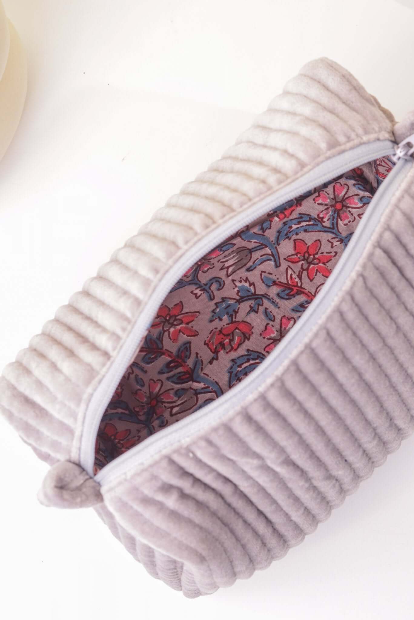 Velvet Quilted Pouch - Gray