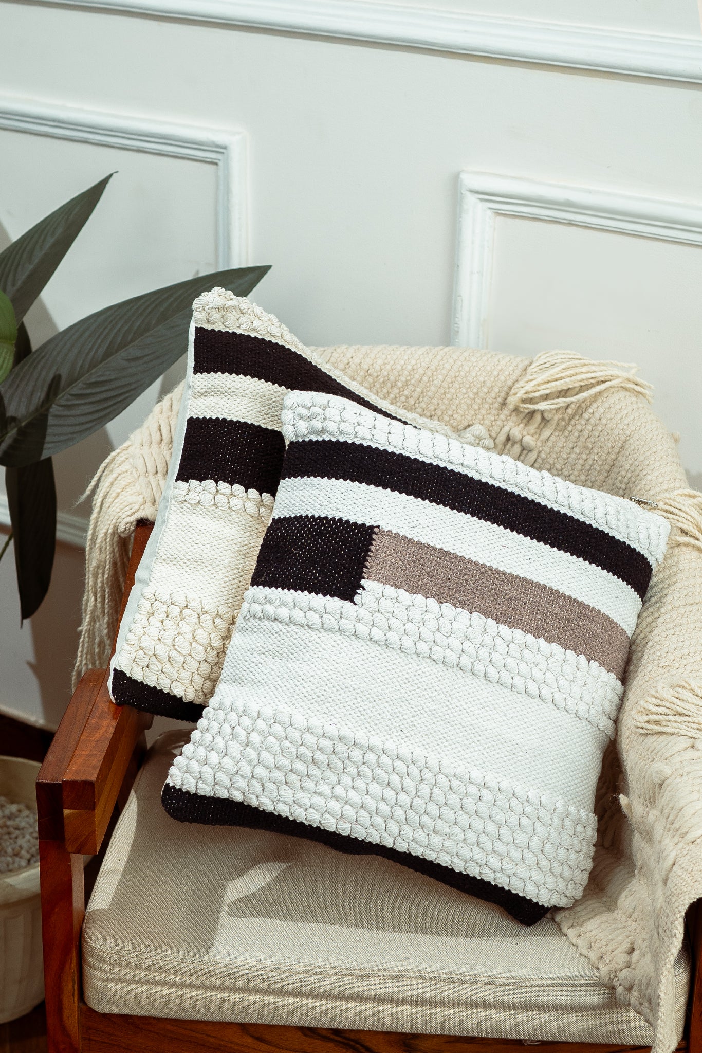 Cozy Threads Handloom Cushion Cover (Set of 2)