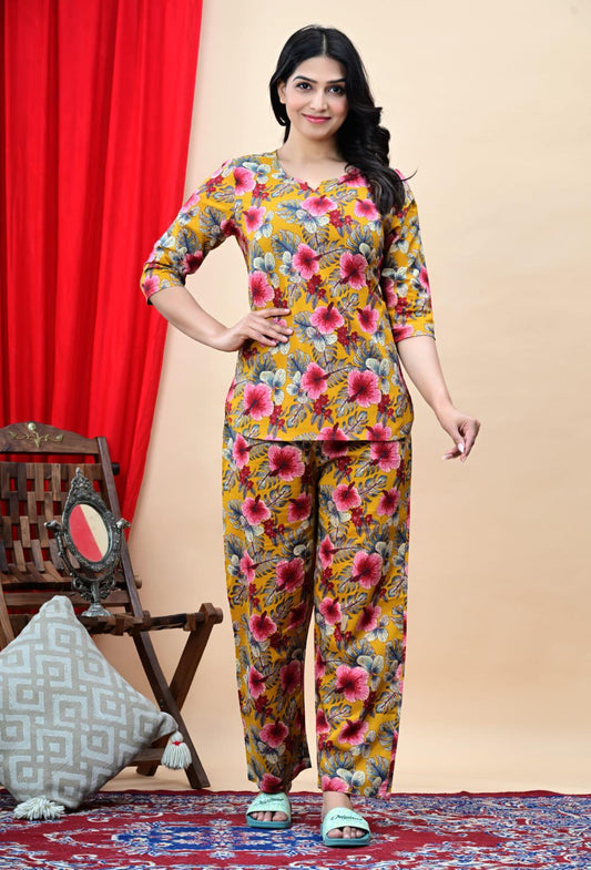 Hibiscus Golden Loungewear