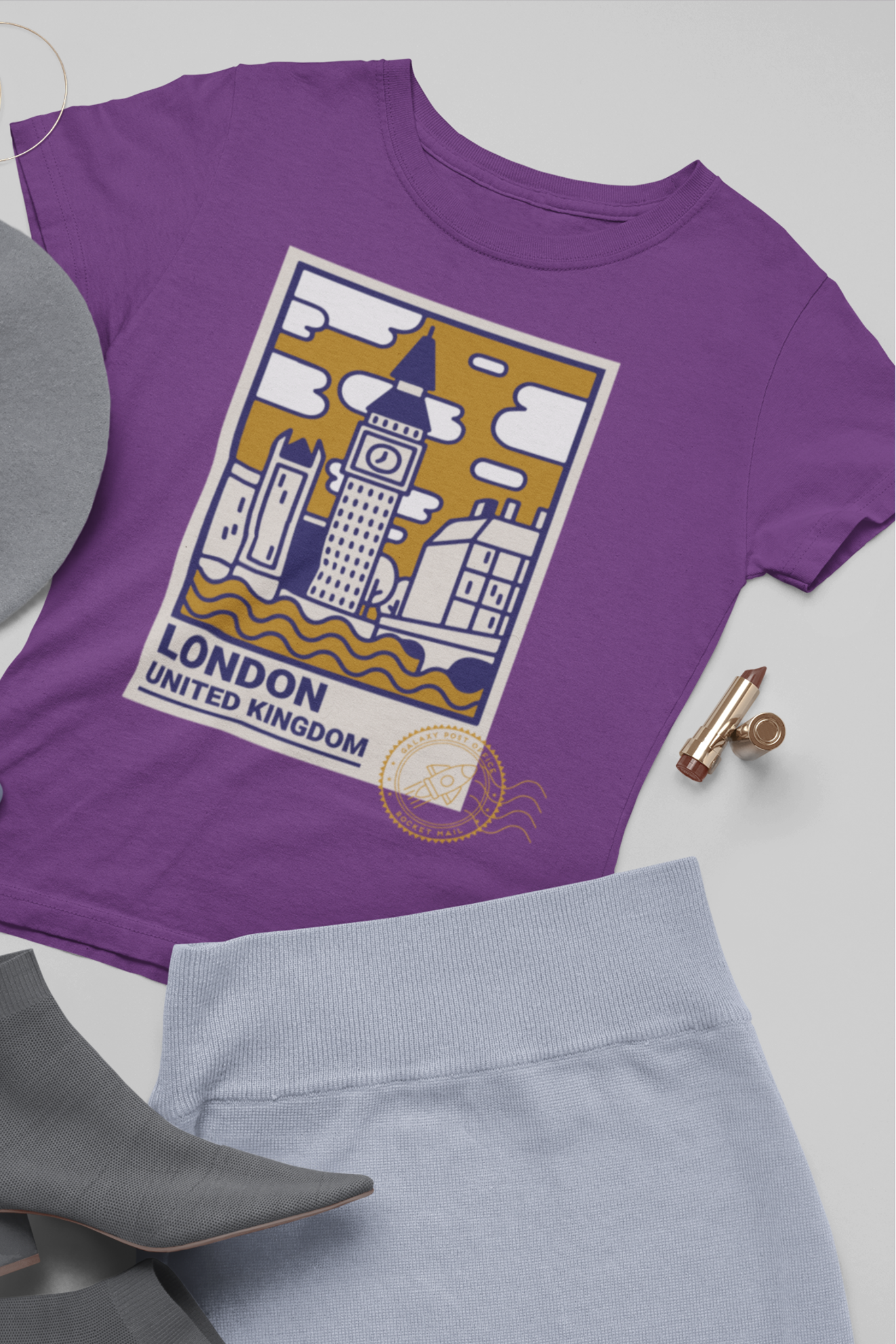 Women's Round Neck T-Shirt: London - Ayuda Homes