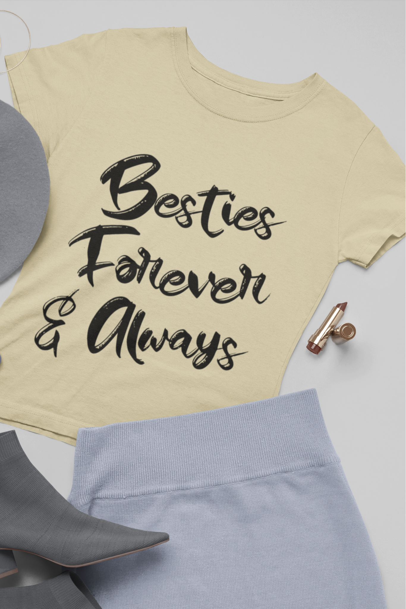 Women's Round Neck T-Shirt : Besties